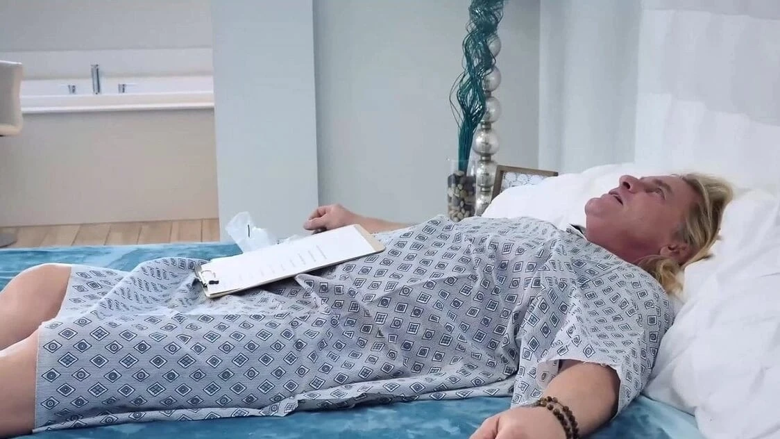 Nasty Guy’s Bucket List Contains Sex With A Nurse