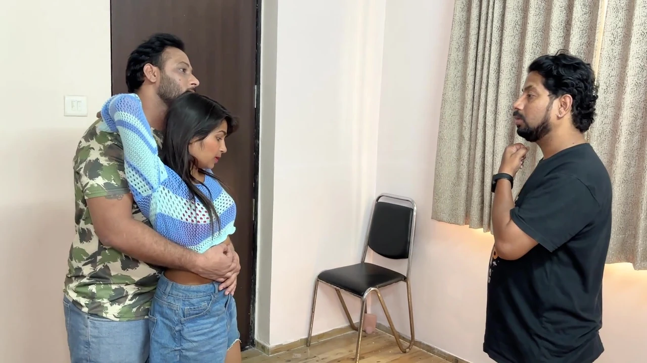 In front of her husband, the wife called her boyfriend at home.