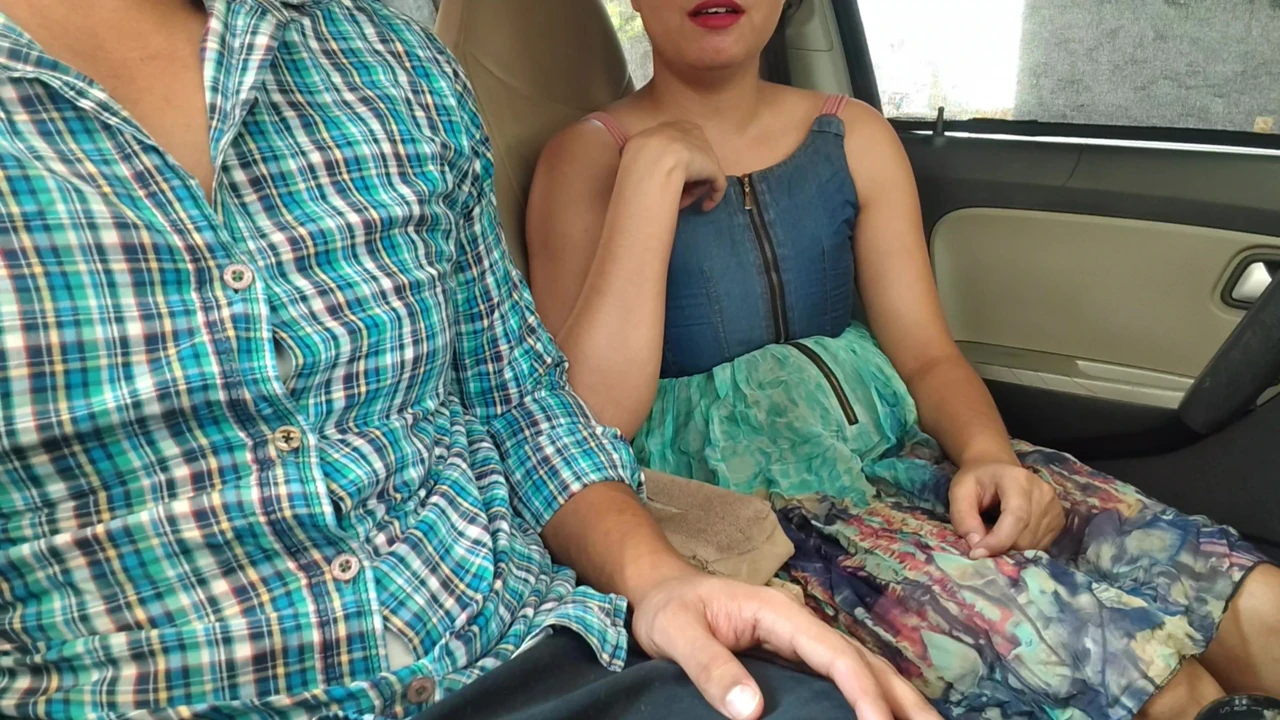 Indian Cute Teen Finger Fucked By her StepDad While Driving!!