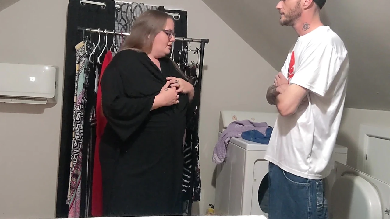 My girlfriend cheated on me so I fucked her mom