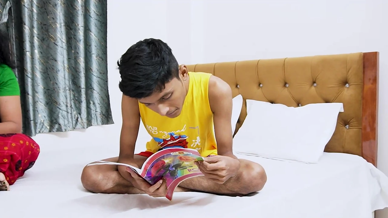 A STEP MOM SEDUCES HER STEP SON, HARDCORE SEX