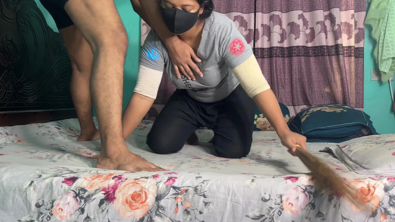 Bangladeshi Bhabhi Fucked hard by her devar in Bedroom Bangla drity talk -Sexboy