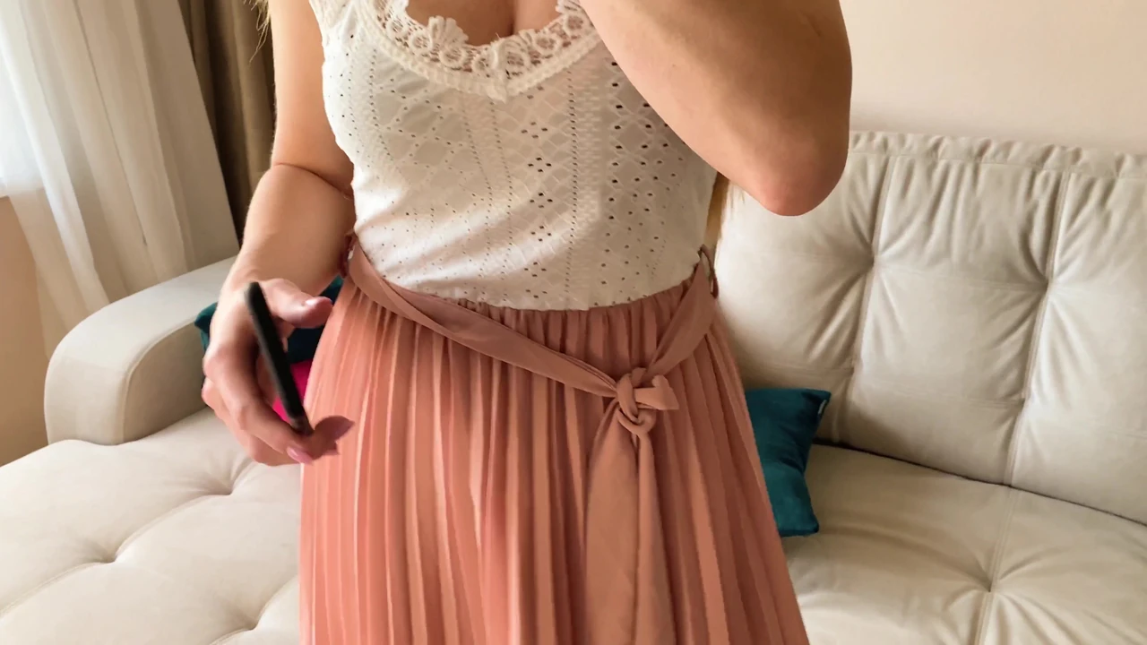 My Friend’s Mom Invited Me to Her Place and Fucked Me Brazenly – Russian Amateur with Conversations