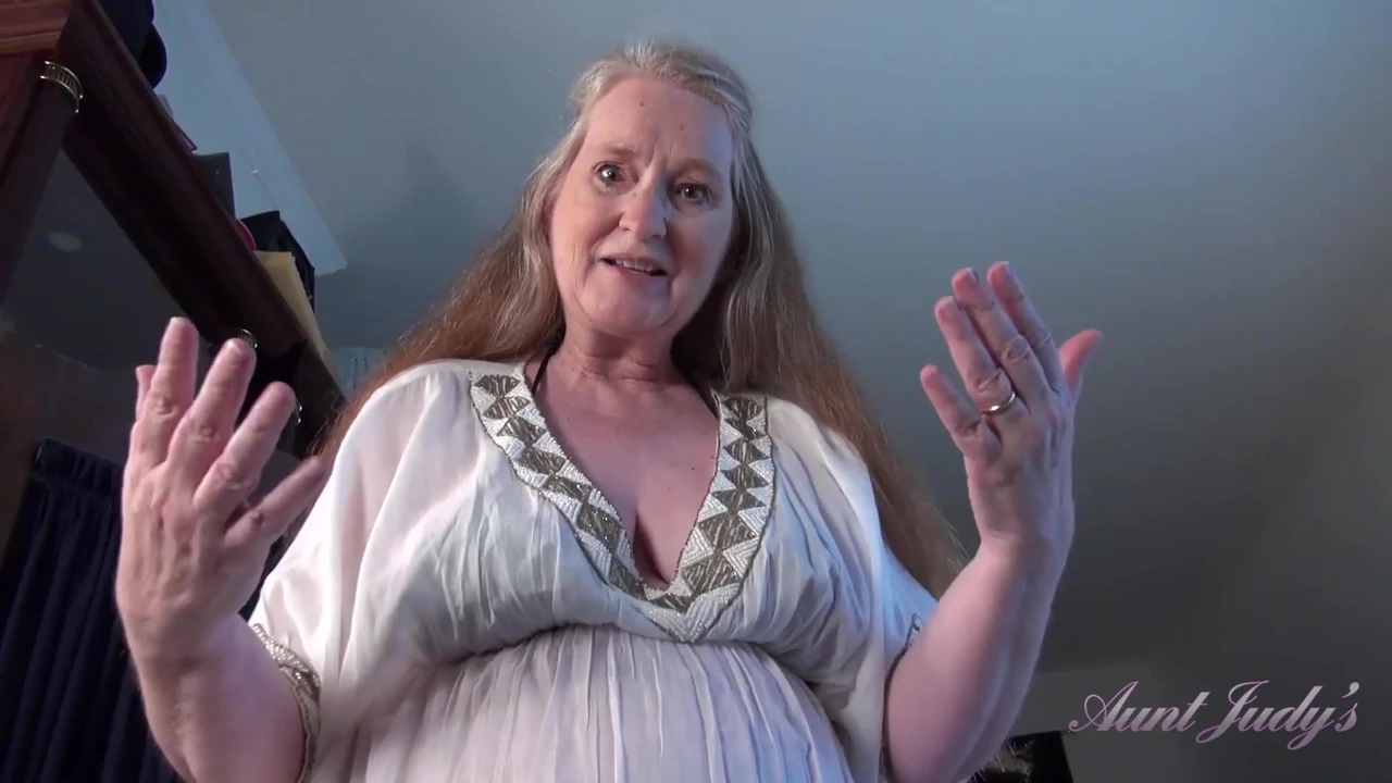 AuntJudys – Your Busty 61yo GILF Stepmom Maggie gives you a Handjob (POV)