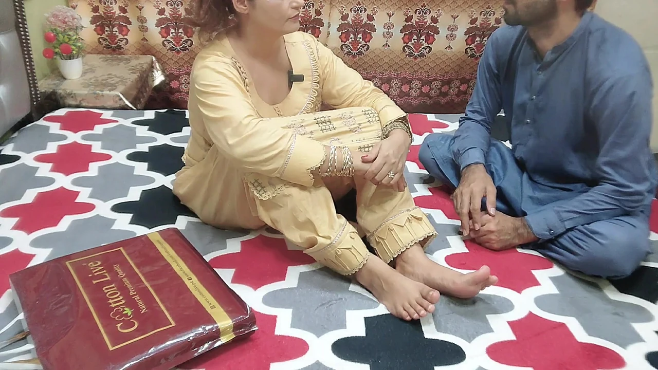 Indian Desi Wife found out that her Husband cheating on her Now She Fucked by her Husband’s Friend Clear Hindi Audio