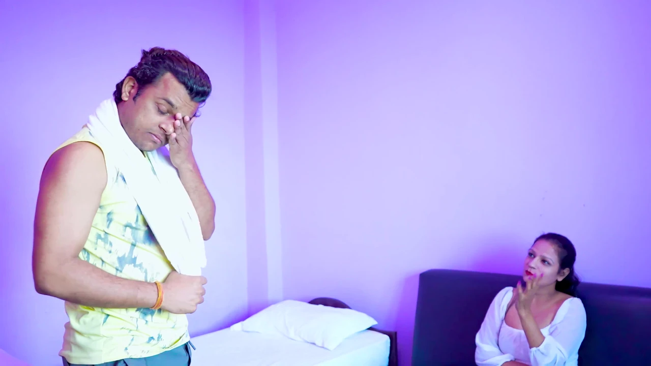 Indian servant mistress while massaging in desi style