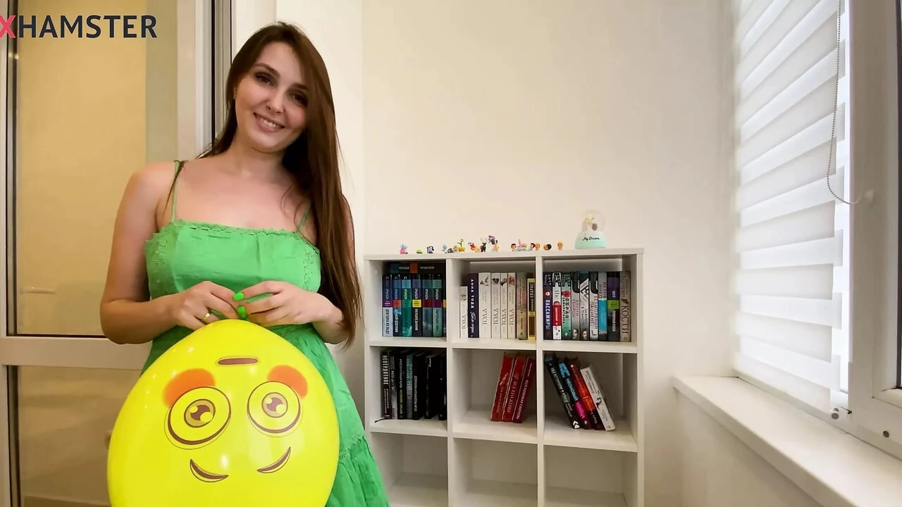 Stepmom Gave Her Pussy To Her Stepson For His Birthday