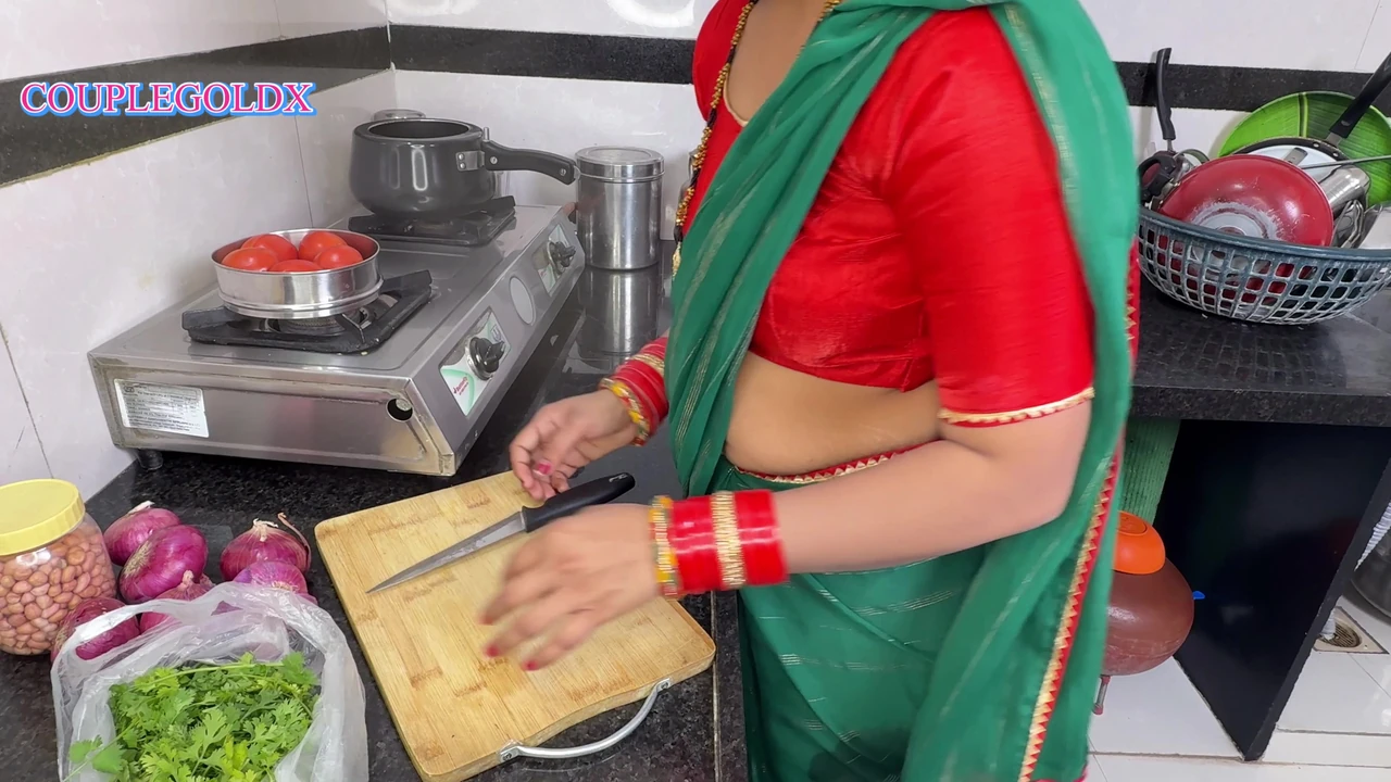 On the second day of Komal’s wedding night, the brother-in-law came to the kitchen and made khichdi with the bride