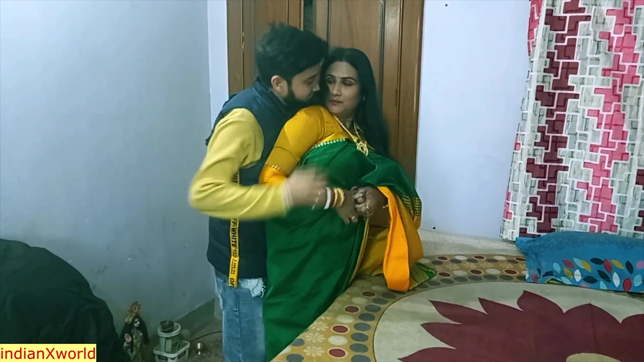 Indian teen boy has hot sex with friend’s sexy mother! Hot webseries sex