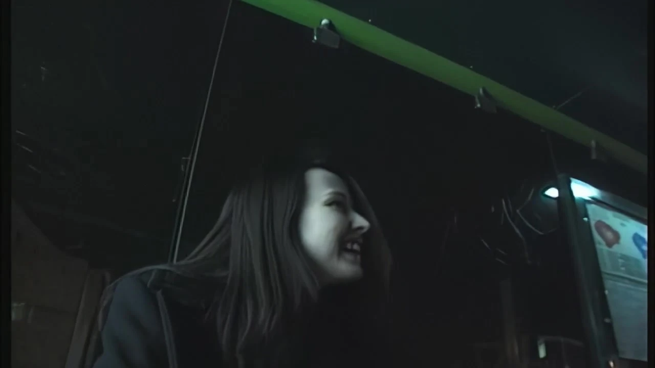 junge brunette auf der strasse angequatscht und zum ficken mitgenommen