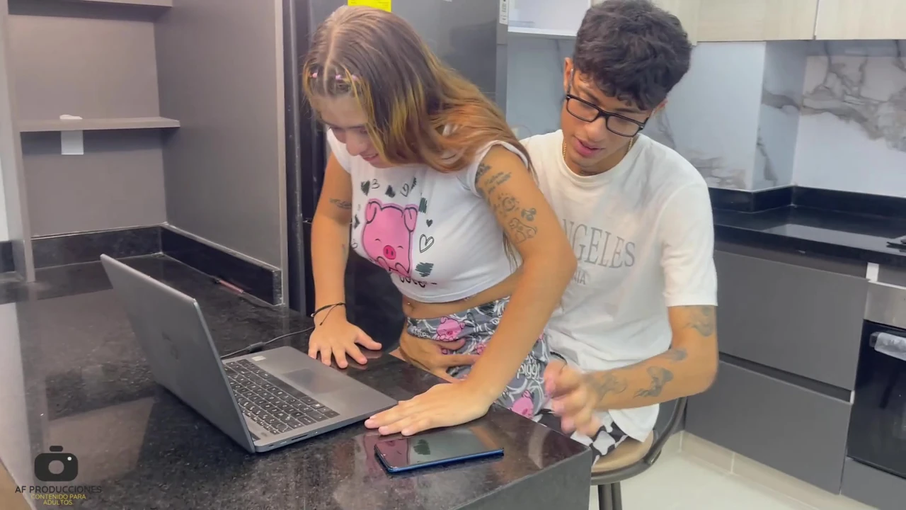 I teach my little stepsister how to play with my computer while making her feel my huge cock.