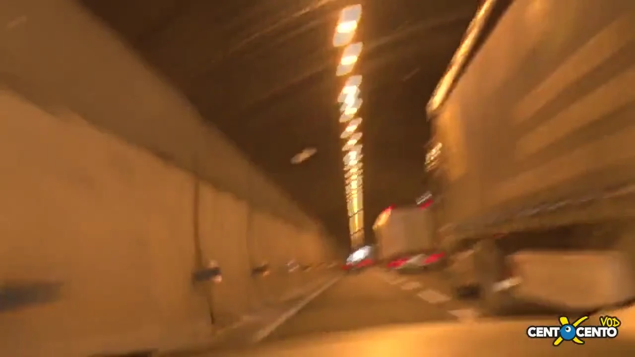 The bitches of arezzo: powerful stuff (full movie cento x cento)